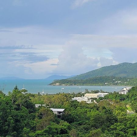 Airlie Summit Apartments Airlie Beach Exterior photo