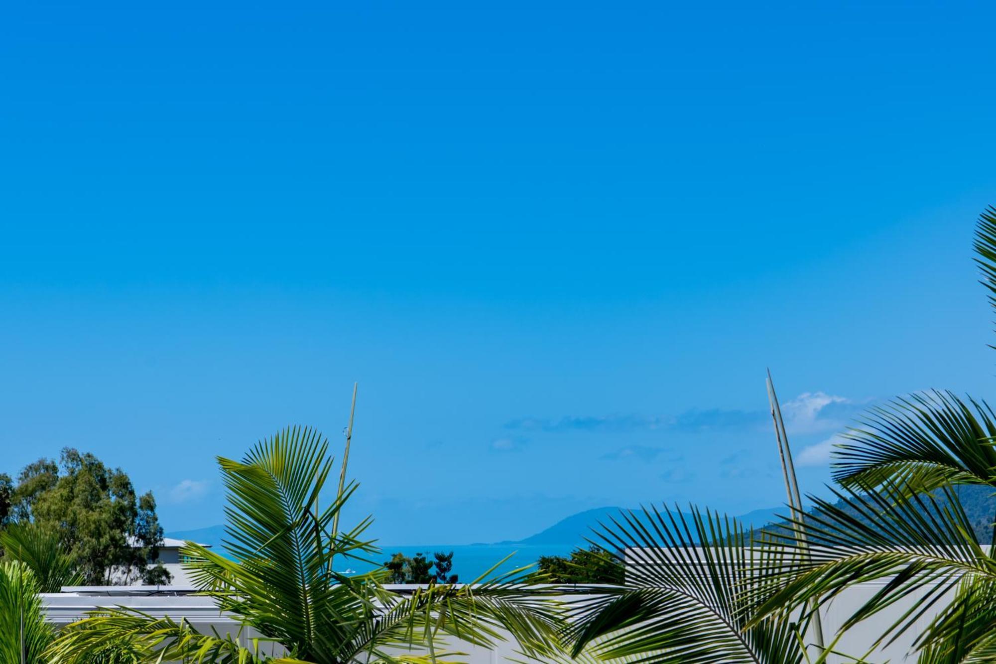 Airlie Summit Apartments Airlie Beach Exterior photo