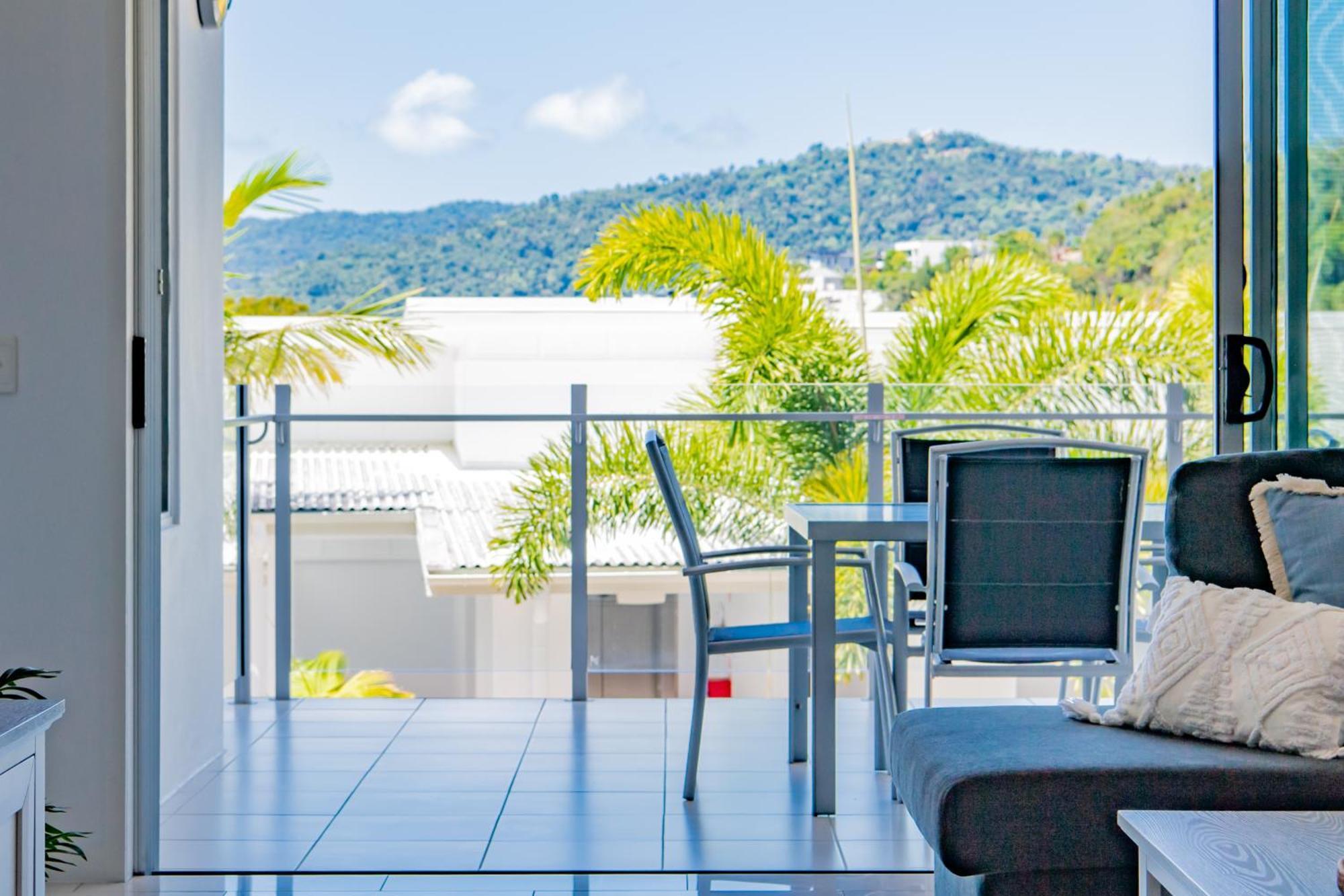 Airlie Summit Apartments Airlie Beach Exterior photo