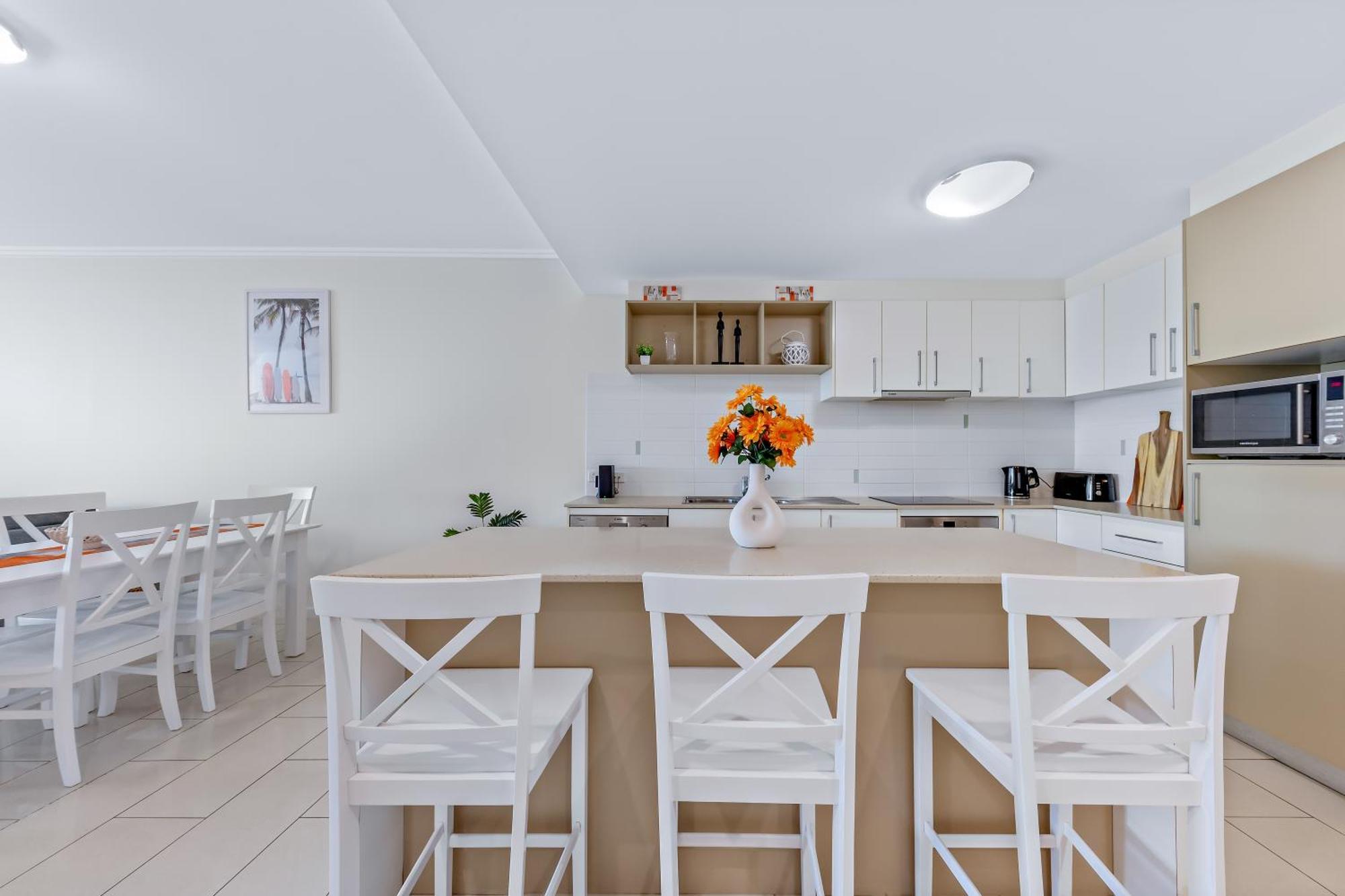 Airlie Summit Apartments Airlie Beach Exterior photo